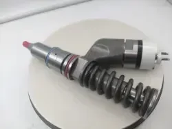 Inyector de combustible 2530618 253-0618 para Tractor de ruedas 657E 657G Motor C18 C15 C-18 C32