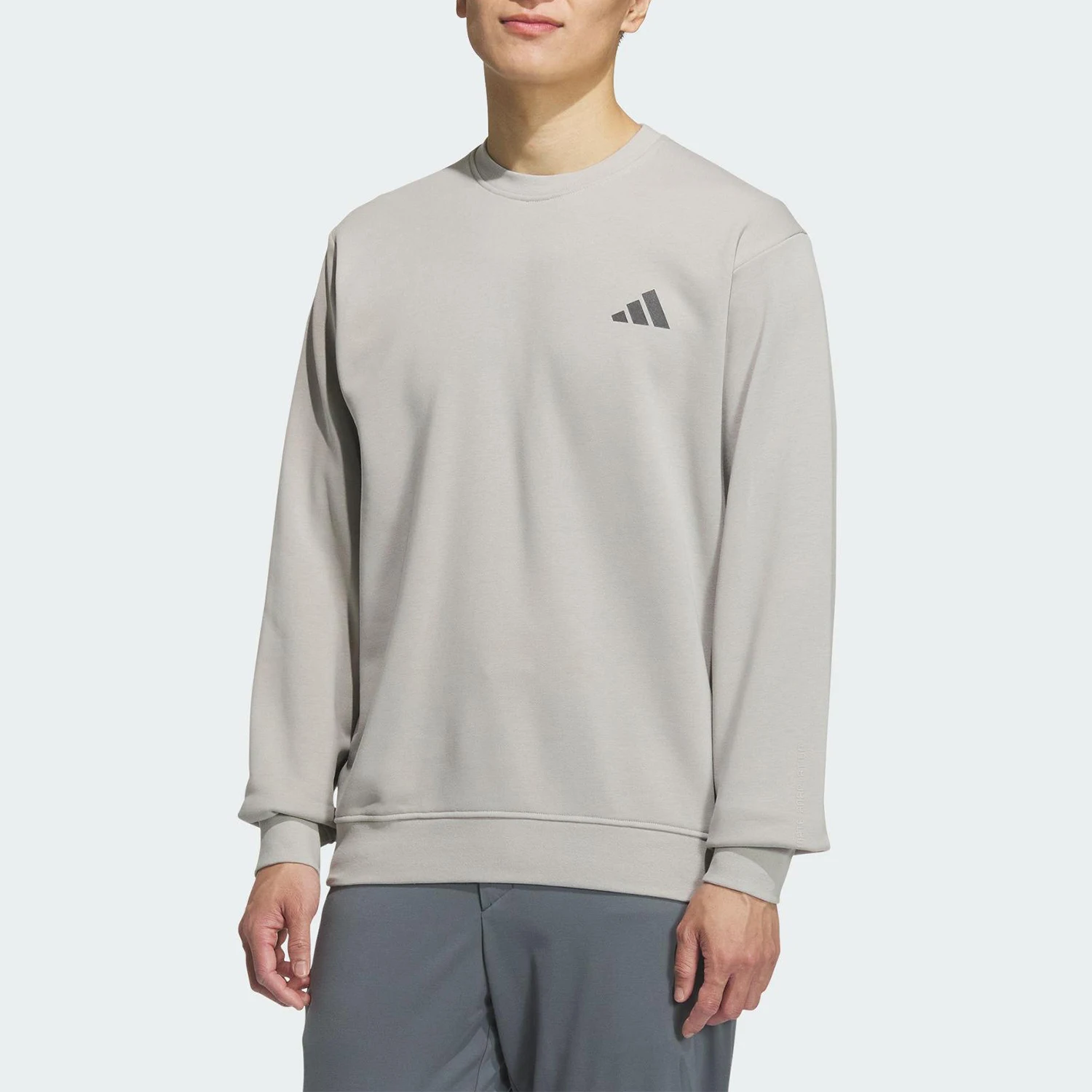 adidas-authentic-modern-tech-men's-knitted-round-neck-sweatshirt-kb5206