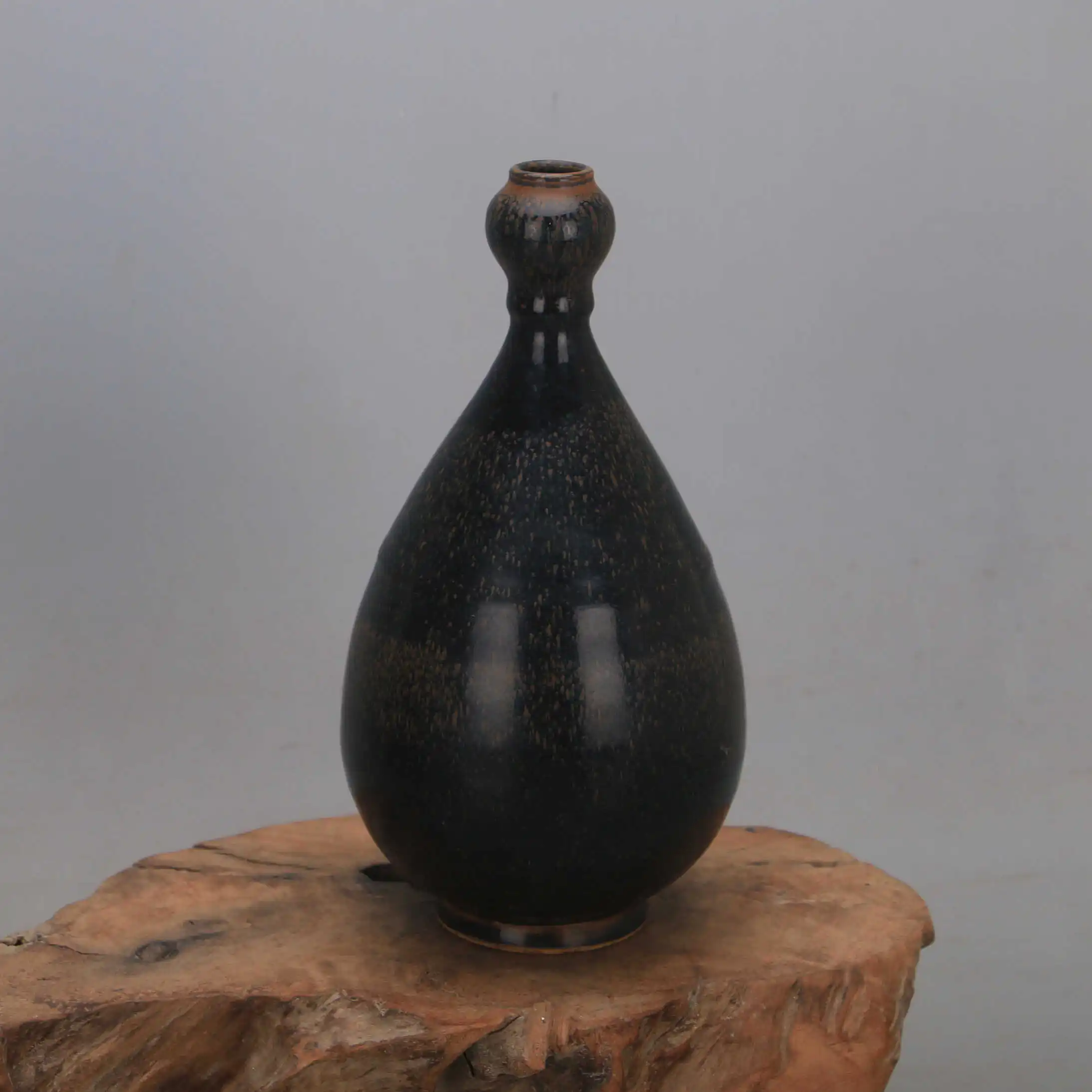Song Dynasty Jian Kiln Hare Fur Black Gold Glaze Garlic Head Vase Vintage Porcelain Home Decor Display Collectible