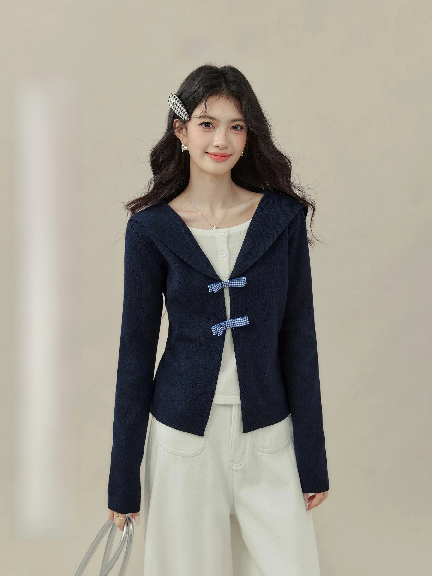 

Slimming Knitwear Navy Collar Pullover for Plump Women Casual Sle Long Sve ort Length Button Closure Faion Top