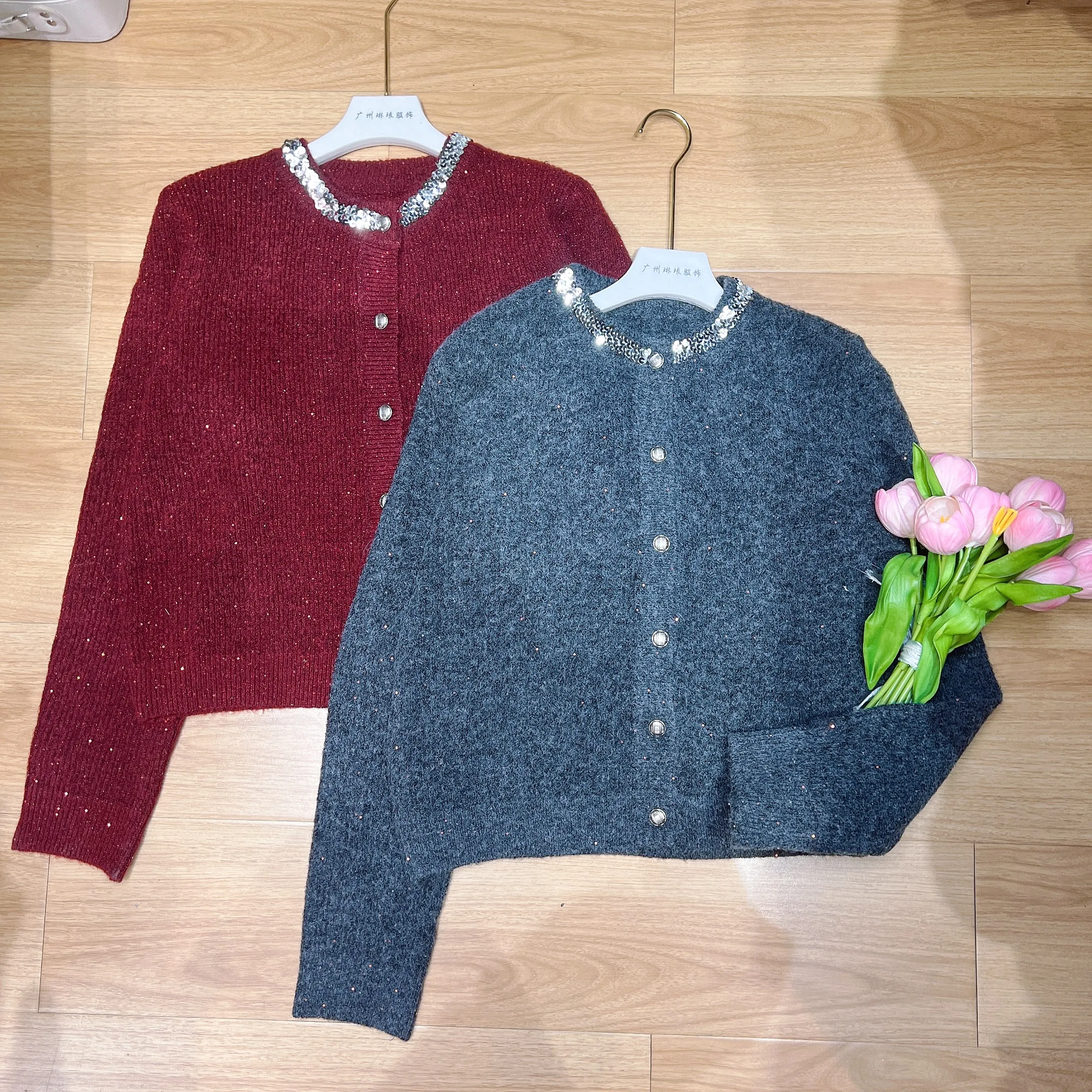 

Solid Color Versatile 2025 Spring And Autumn New Sweet Retro Fashion Round Neck Diamond Set Knitted Cardigan Sweater Coat N600