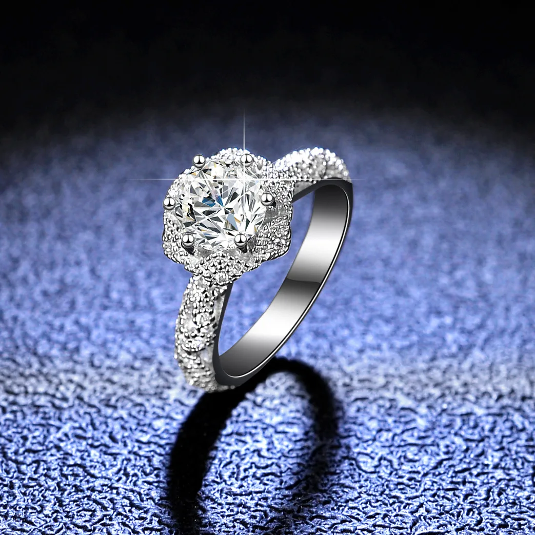 18K Gold Ring, Mozambique Diamond Six Claw Women's Ring, Fashionable First Snow Platinum PT950 Diamond Jewelry