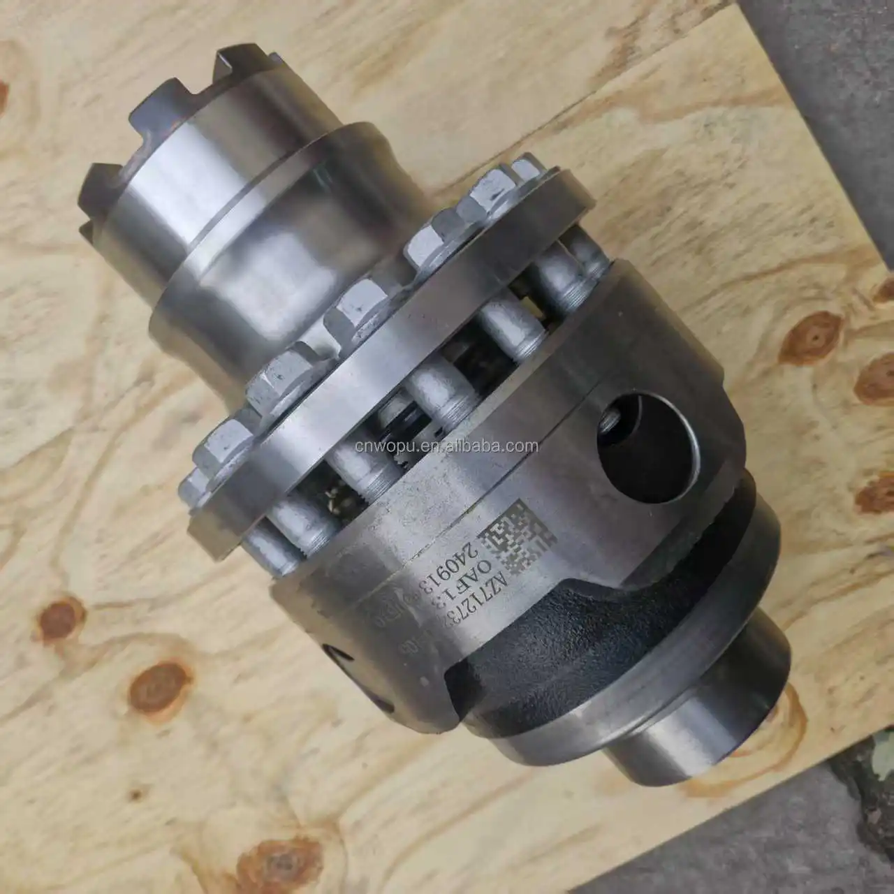 New High Quality Steel Truck Differential Assembly with Bearings AZ712732001105 for Shacman Delong F2000/F3000