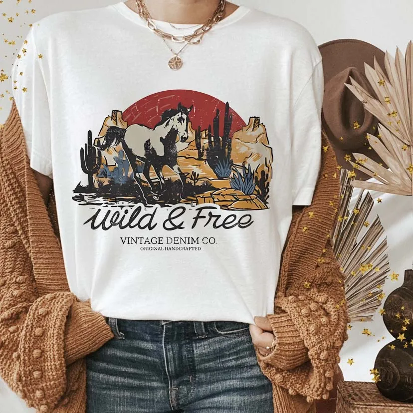 Arizona Desert Vibes Adventure Vintage Graphic Print Design for T Shirt Trendy New Cute Women\'s Horse Pattern O-Neck T-Shirt.