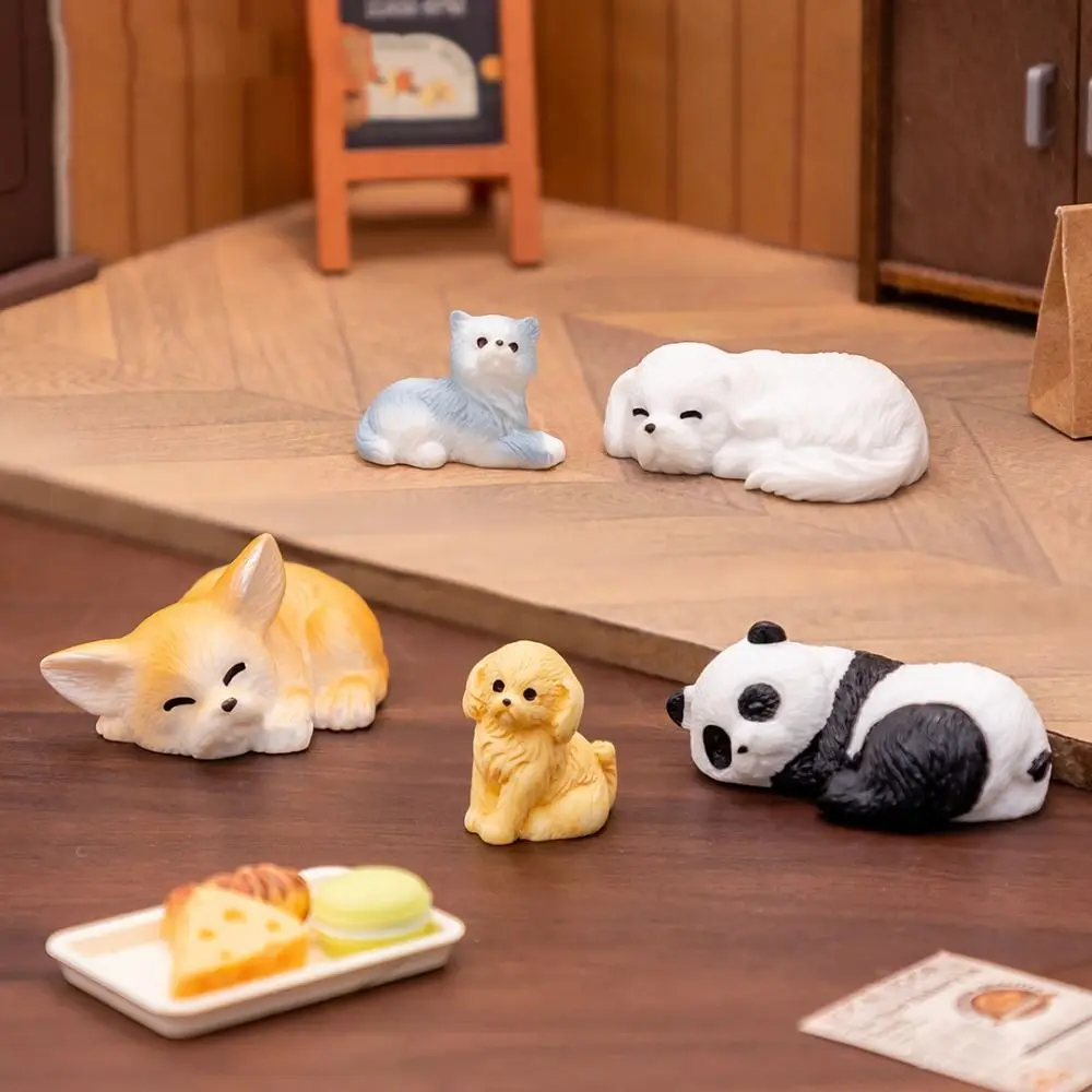 New Cute Cartoon Puppy Statue DIY Crafts Car Ornament Mini Animals Figurine Dollhouse Decoration Resin Miniature Dog Figurines