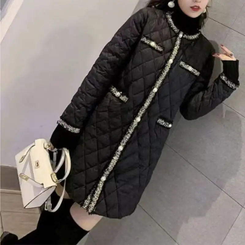 LadiesNew مزاجه السيدات بلون صغير العطر القطن وسادة مبطنة معطف المرأة الشتاء ضوء القطن مبطن زر معطف