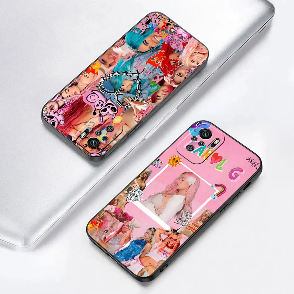 حافظة عصرية من Karol G لهاتف Xiaomi Poco X5 M6 Pocophone F1 M4 X4 F5 M3 Pro X3 NFC X2 C65 غطاء هاتف أسود من البولي يوريثان Funda Capa