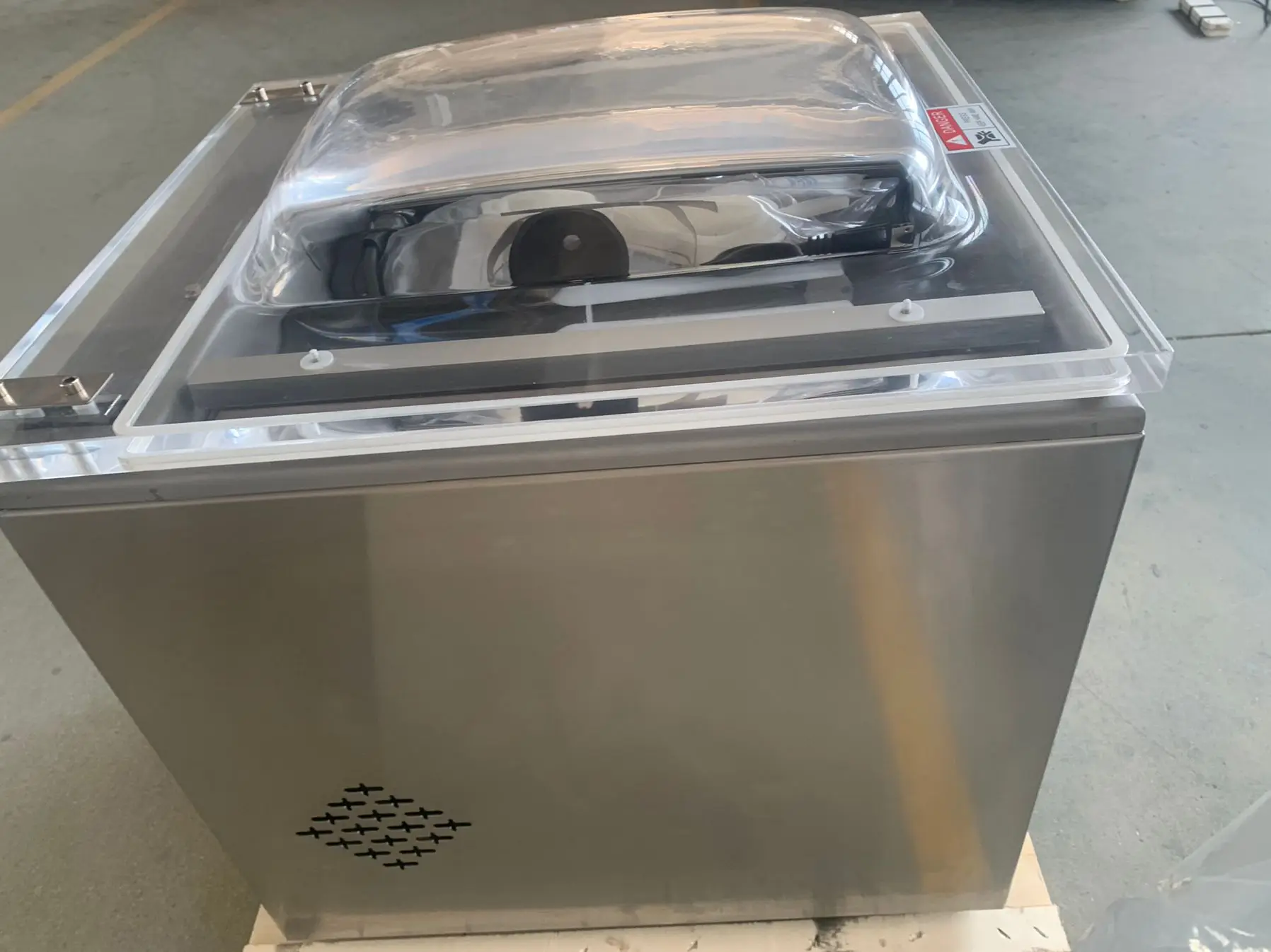 Nieuwe industriële roestvrijstalen vacuümsluitmachine voor het verpakken van voedsel en niet-voedselproducten voor restaurants, catering