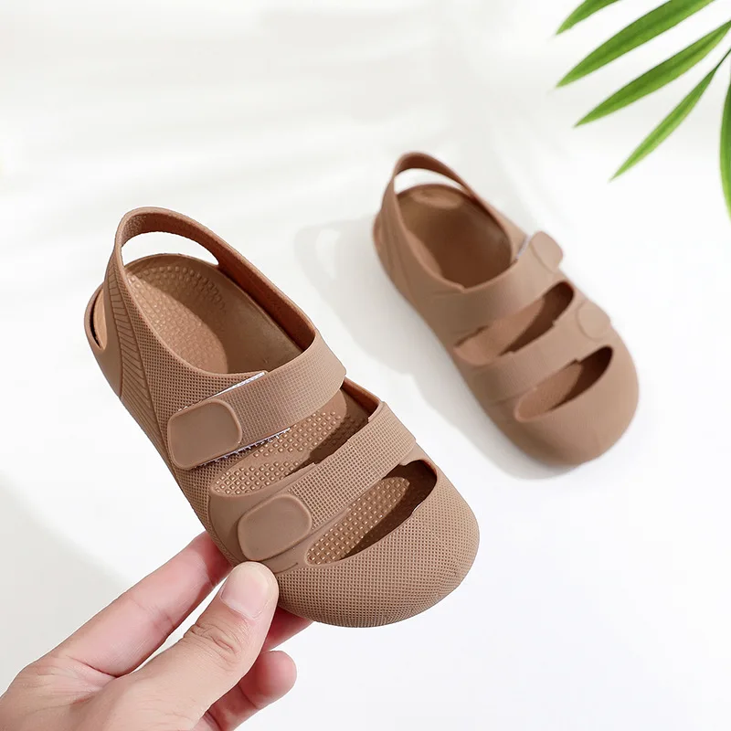 New Style Children\'s Sandals Soft Plastic for Boys Girls Hollow Shoes for Baby Water Shoes Sandals