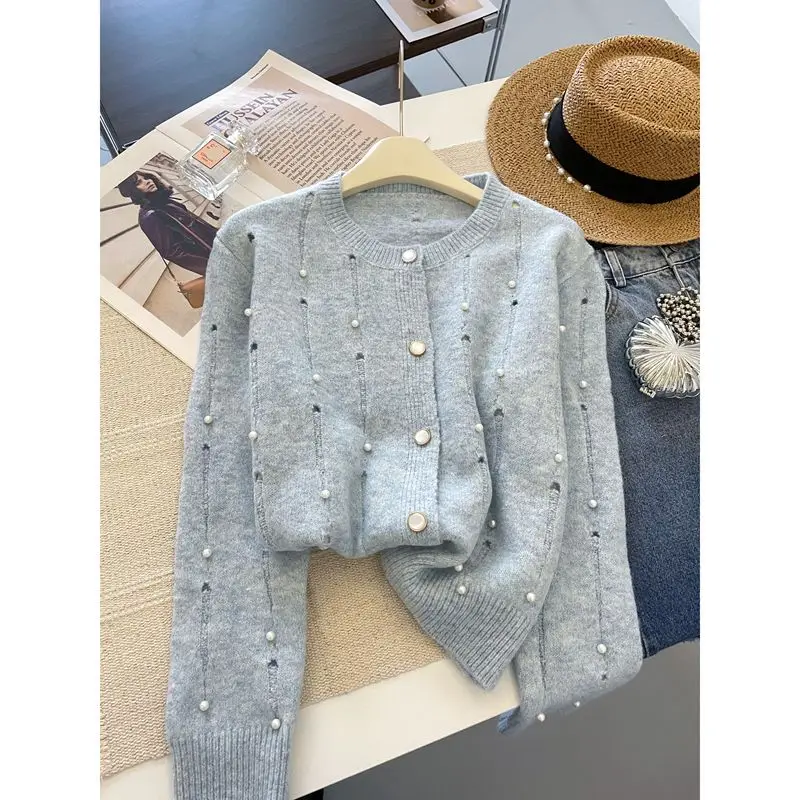 

Knitted Sweater for Women in Spring and Autumn New Style with Beaded Long Sleeves High-end Sweater Jacket Design Sense Top