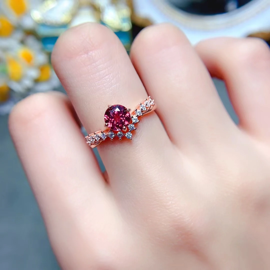 

VVS Grade Natural Pyrope Garnet Ring 6mm 0.8ct Garnet 925 Silver Ring with 3 Layers 18K Gold Plated Jewelry Keep Shining