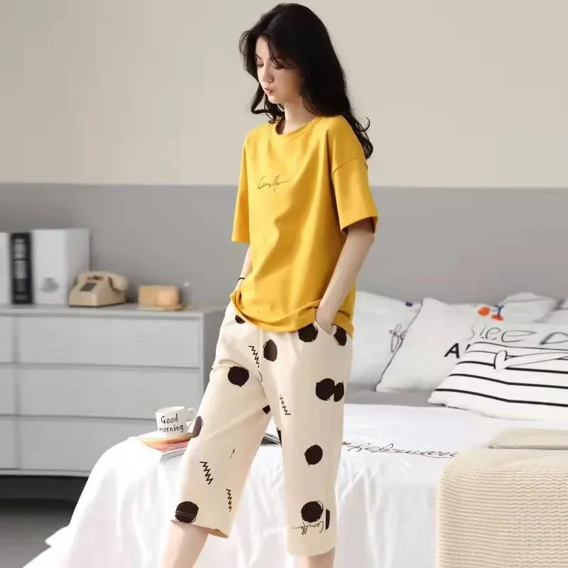 Pajamas women\'s summer short-sleeved cropped pants thin section cartoon girls plus home service suit spring and autumn