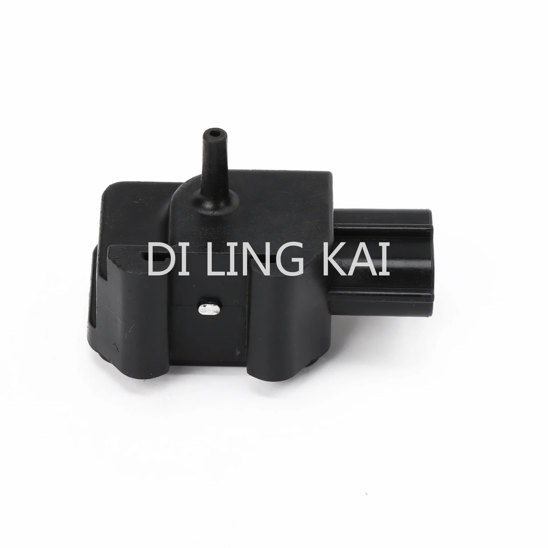 

Intake Manifold Pressure Switch Auto Parts 18590-82C00 for Suzuki Automobile Intake Pressure Sensor