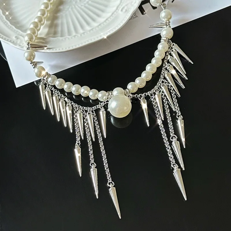 Draweye Rivets Tassels Necklaces for Women Punk Style Y2k Vintage Fashion Jewelry Hiphop Pearls Luxury Collares Para Mujer