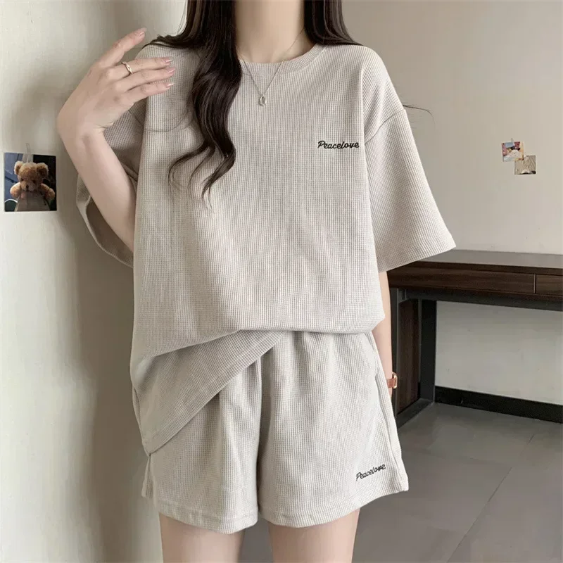 Fashion Versatile Embroidery Two Piece Set Simple Casual High Waisted Short Summer Women\'s Suit Loose Short Sleeve Shorts Sets