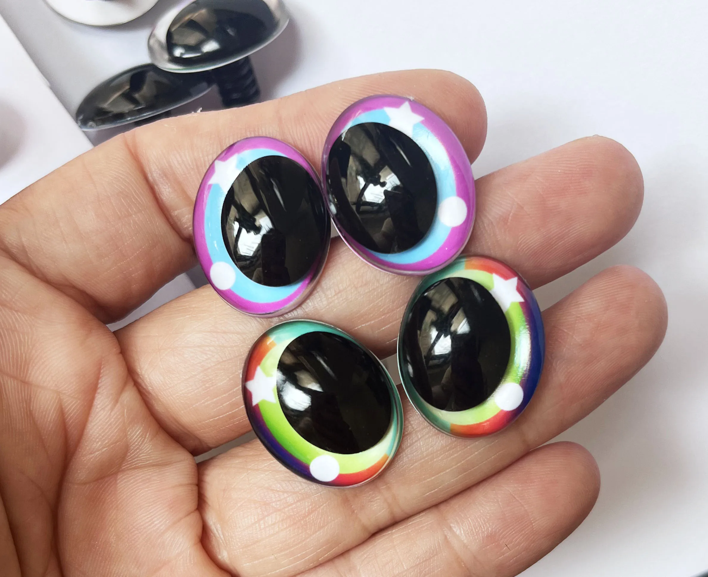 20 Stück handbemalte, gemischte Farben, neuer Stil, 18 x 24 mm, ovale Sicherheitsaugen für Spielzeug mit Handpress-Unterlegscheibe für DIY-Plüschpuppen und Zubehör – Detail 13
