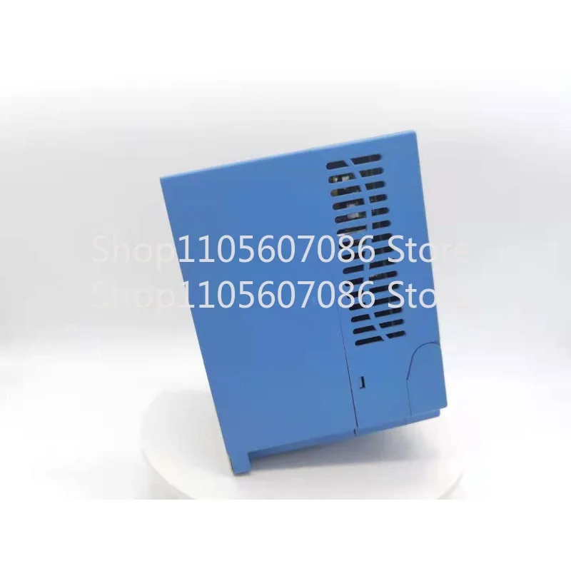 New Genuine AMB100 Inverter Three-phase 380V0.75/1.5/2.2/4/5.5/7