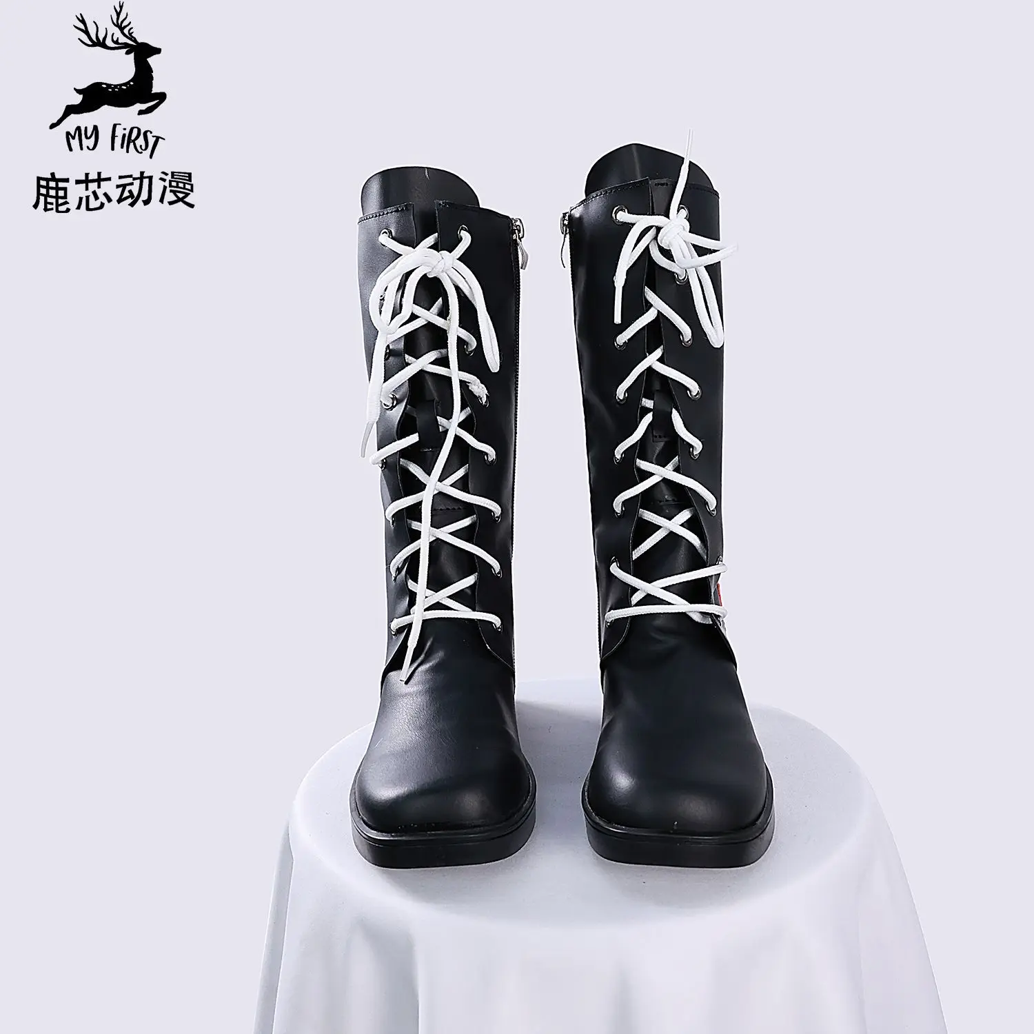 أحذية كاسان تيتو التأثيرية على الطراز الصيني للهالوين أنيمي للرجال