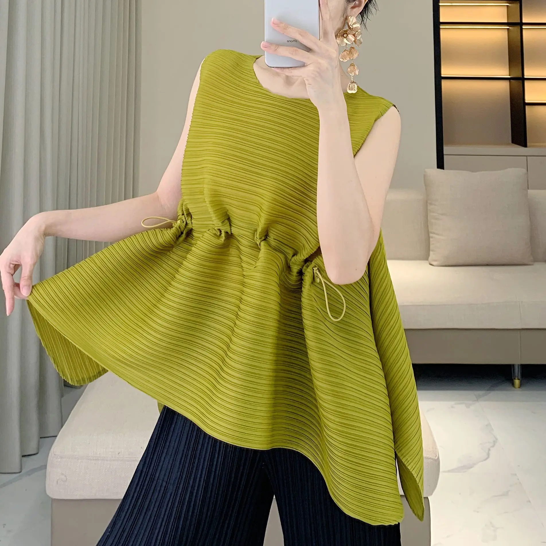 Miyake Fashion Drawstring Vest Top Casual Versatile Waist Women's Clothes High-end Simple Sleeveless T-Shirt for Women
