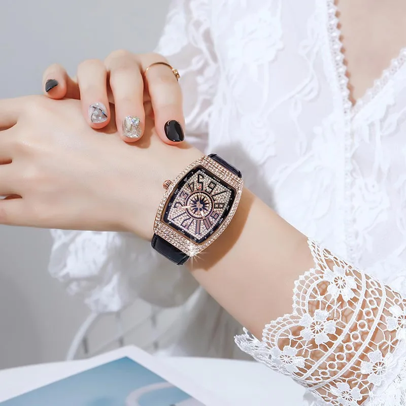 ساعات عصرية جديدة، ساعات كوارتز للزوجين، ساعات حب للرجال والنساء، ساعات يد فاخرة عالية الجودة للجنسين.