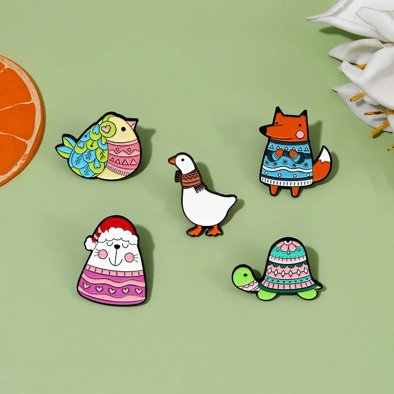 Winter Warm Coat Animal Enamel Pins Custom Christmas Hat Cat Bird Fox Turtle Brooches Lapel Badges Jacket Jewelry Gifts