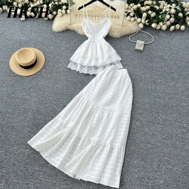 

HKSH Summer New Women's High Street Waist Cinching Lace Trim Pleated Strap Top Elastic Waisted Skirt Casual Two-piece Set HK6048