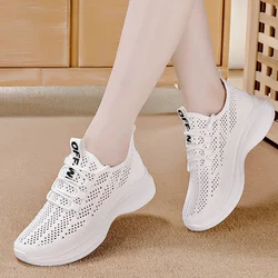 Fashion Casual Sneakers Women Mesh Hollow Out Breathable Comfort Lightweight Running Shoes for Women Zapatos De Mujer 2024