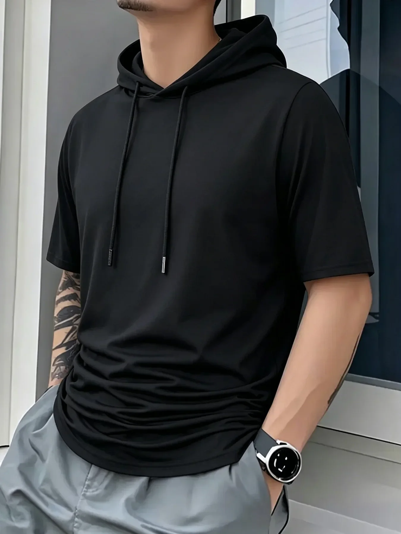 Herren-T-Shirt mit kurzen Ärmeln und Kapuze, atmungsaktiv, schnell trocknend, Anti-Pilling-Kapuze mit Kordelzug, lässiger Slim-Fit-Streetwear-Sportpullover – Detail 7