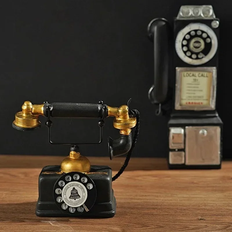 Vintage Telephone Statues Retro Old Antique Phone Sculpture Coffee Bar Desktop Decoration Telephone Model Decor Home Ornament