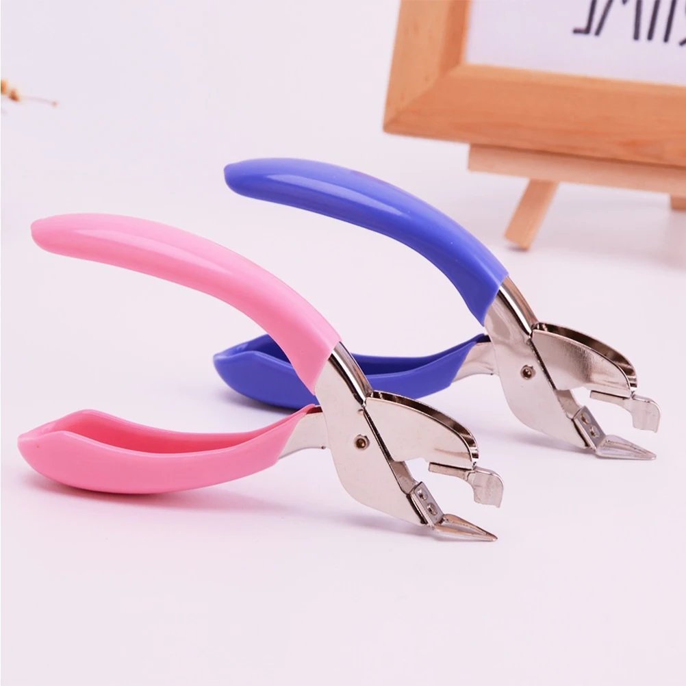 

Practical Staple Remover Hot Pink Handheld Nail Puller for Office School Lightweight Compact Portable Safe Material