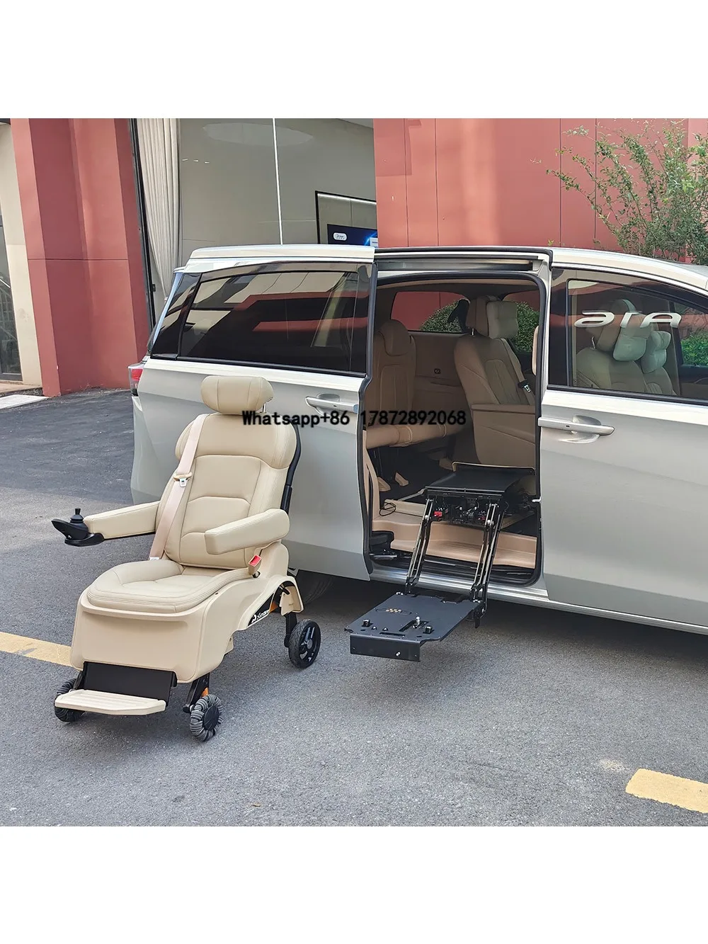 2026 New Car Transfer Seat for Disabled Old Users Accessible Car Leather Seat Detachable Design