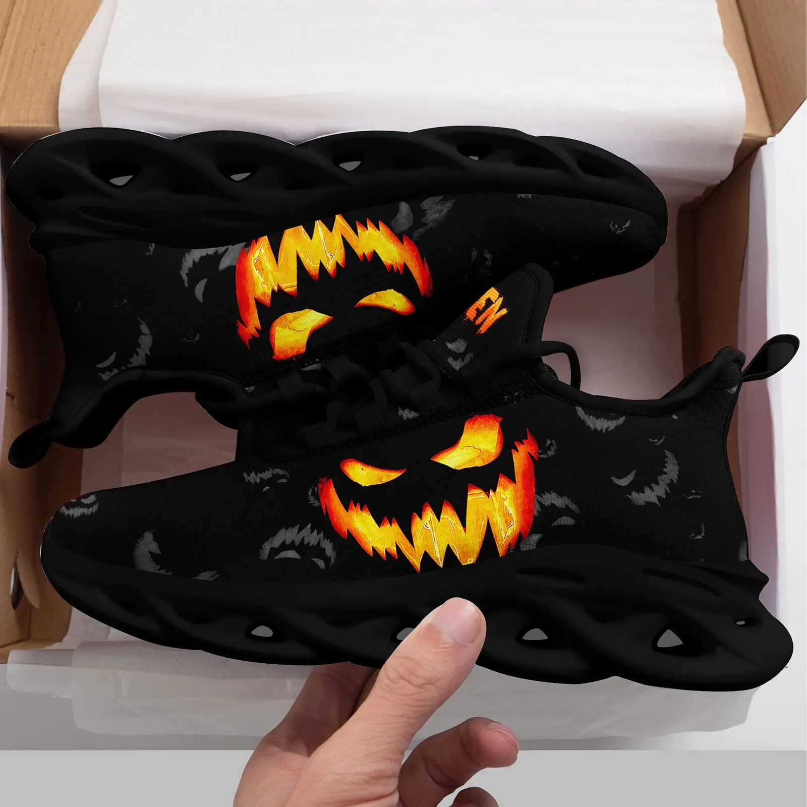Customization Casual Sneakers For Women Featuring A Spooky Flame Design For Halloween, Perfect For Trick-Or-Treating