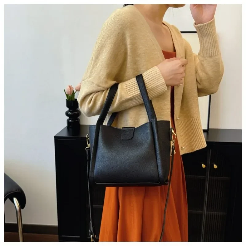 

New Fashionable Women's Shoulder Bag Casual Crossbody Bags for Woman Elegant Lady Young Autumn Woman Handbag Trendy All-match