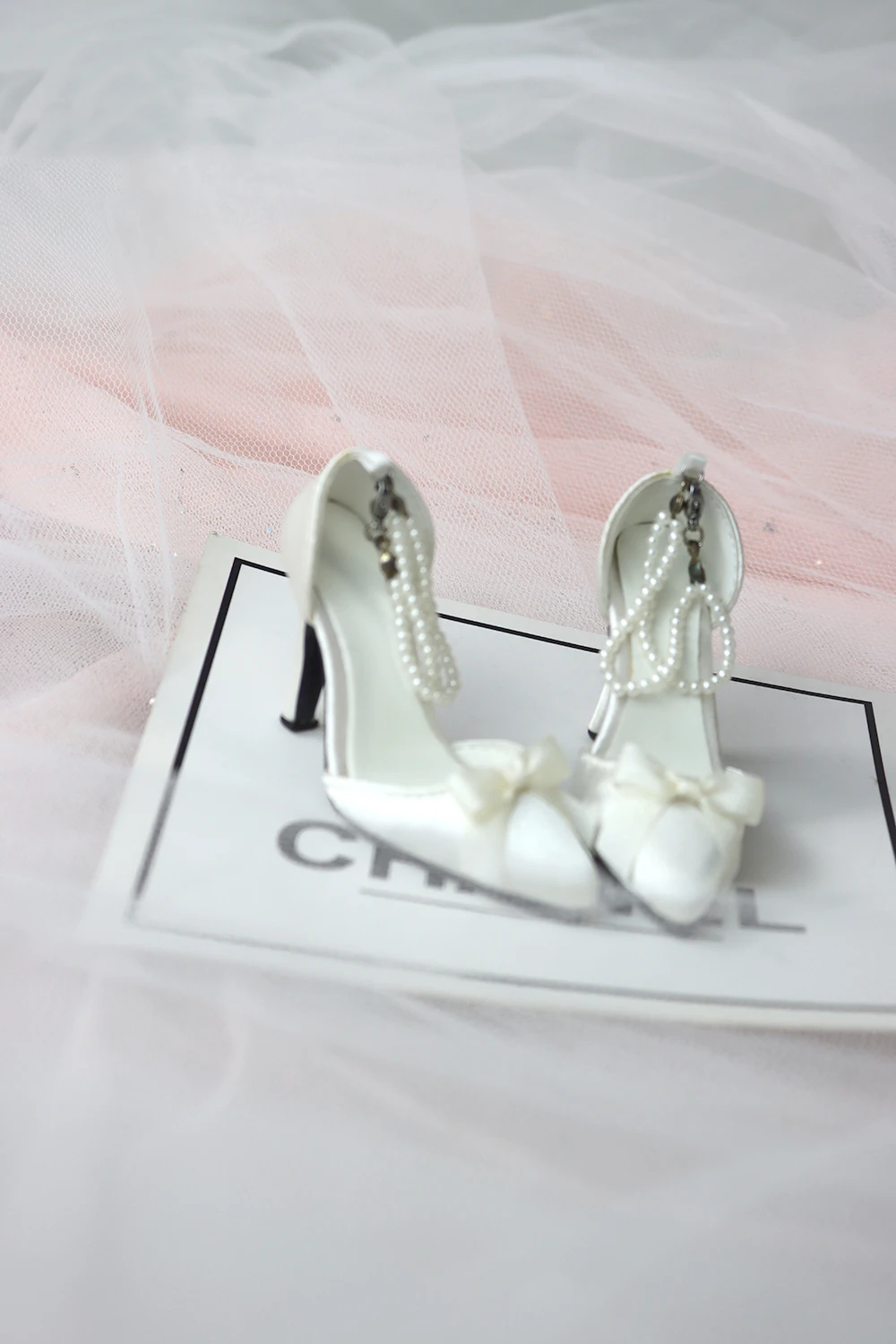 Fits 58cm 1/3 BJD DD SD Ball Joint Doll Fashion Pearl chain pointed scalp shoes gift