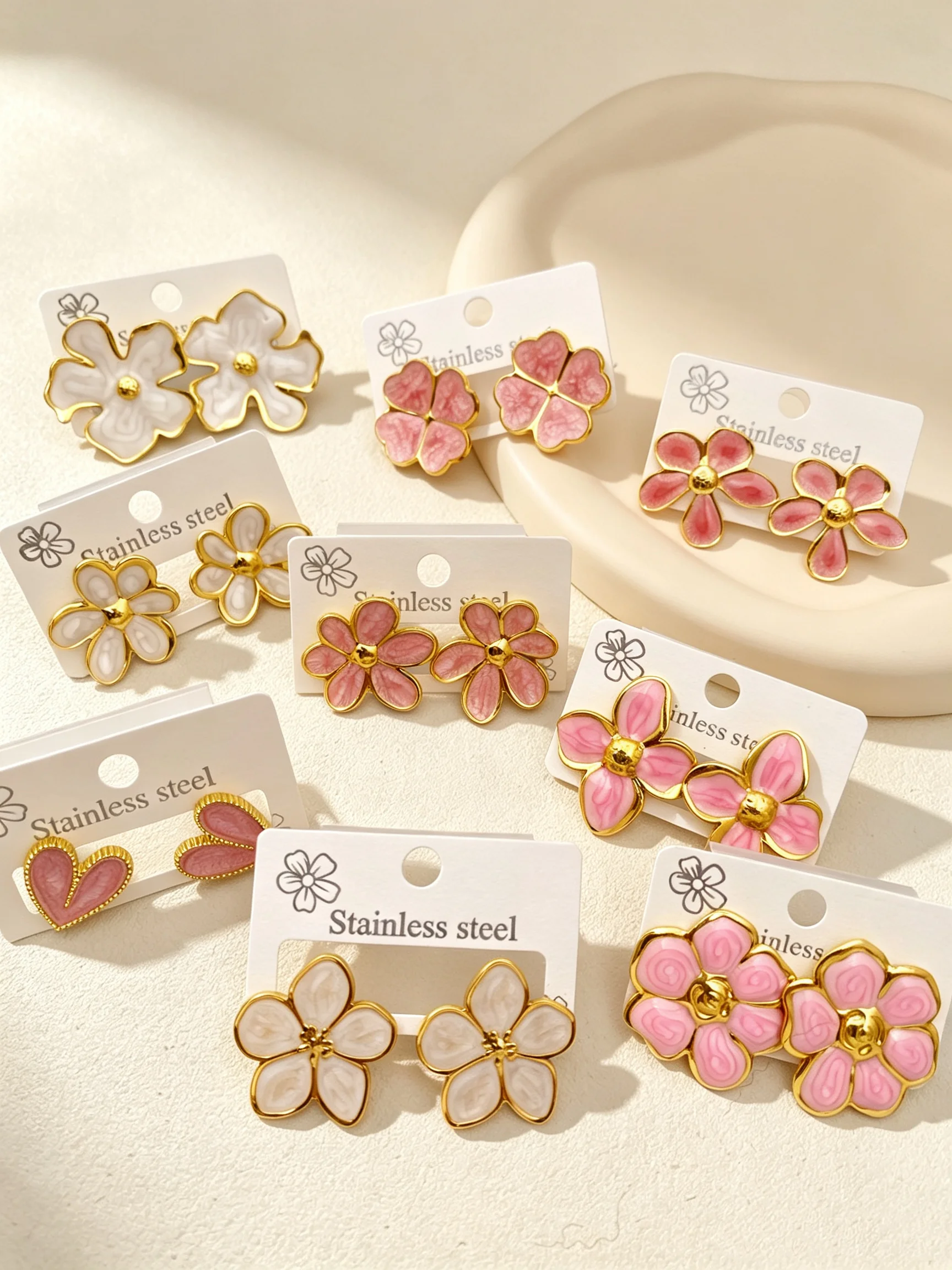 Stainless Steel Floral Stud Earrings for Women Girls Hypoallergenic Pink White Flower Earrings Daily Wedding Party Gift