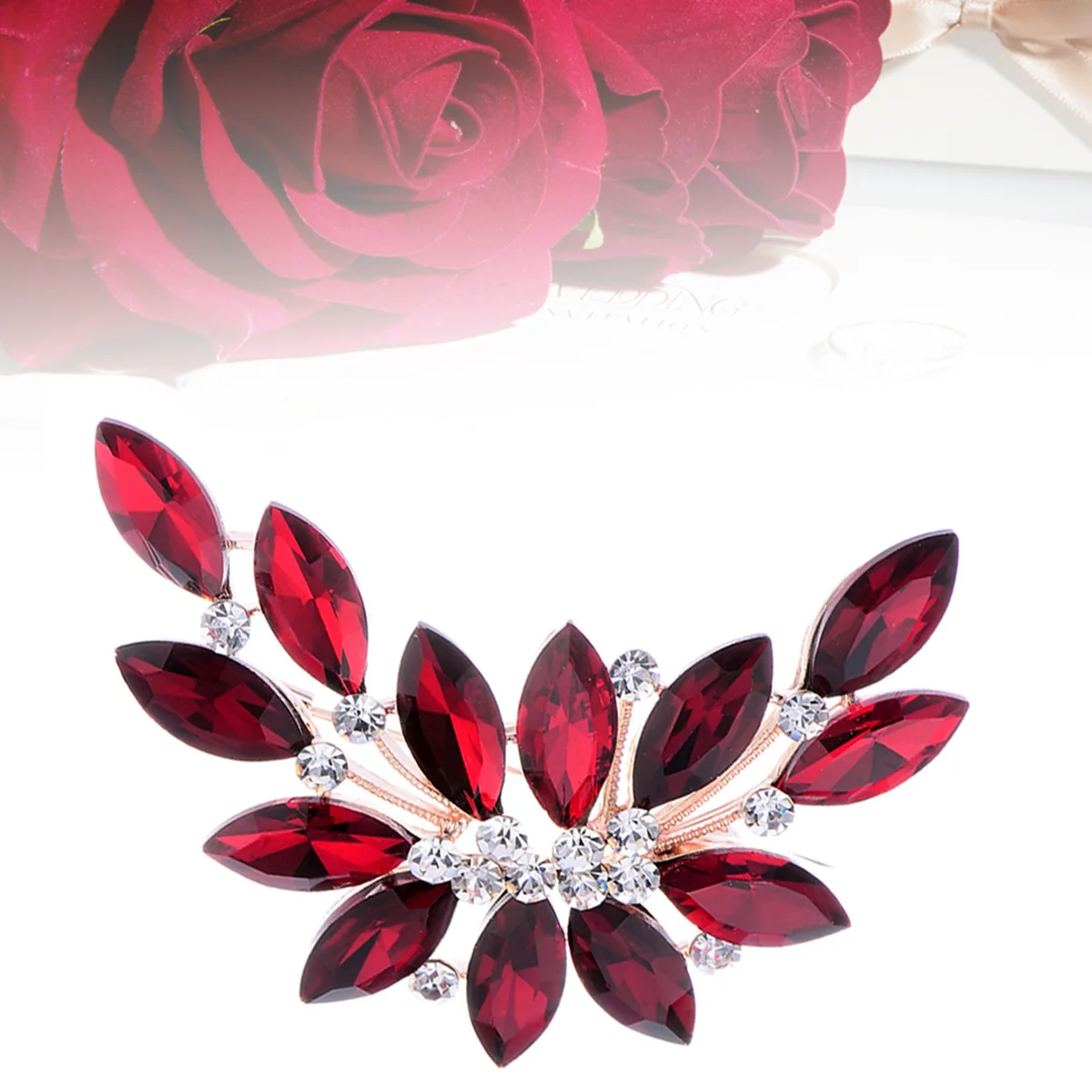 明るい赤色のクリスタルリーフ型ブーケブローチラインストーンウェディングブライダルコサージュ、ブライズメイド、プロム、特別な機会、女性用
