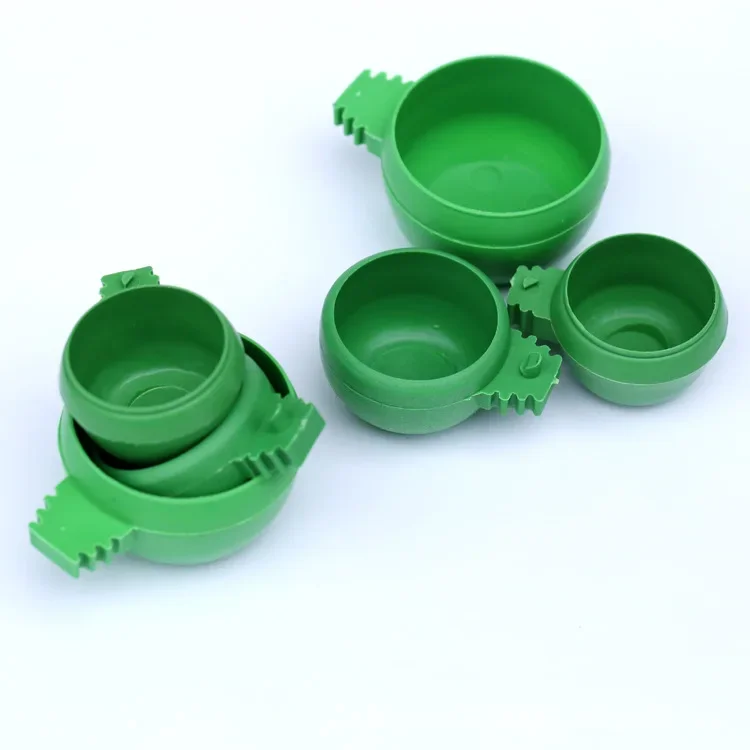 Plastic Round Water Box for Parrots, Health Care Sand Bowl, Small Bird Cage, Suitable for Bird Bowl, Bird Food Bowl