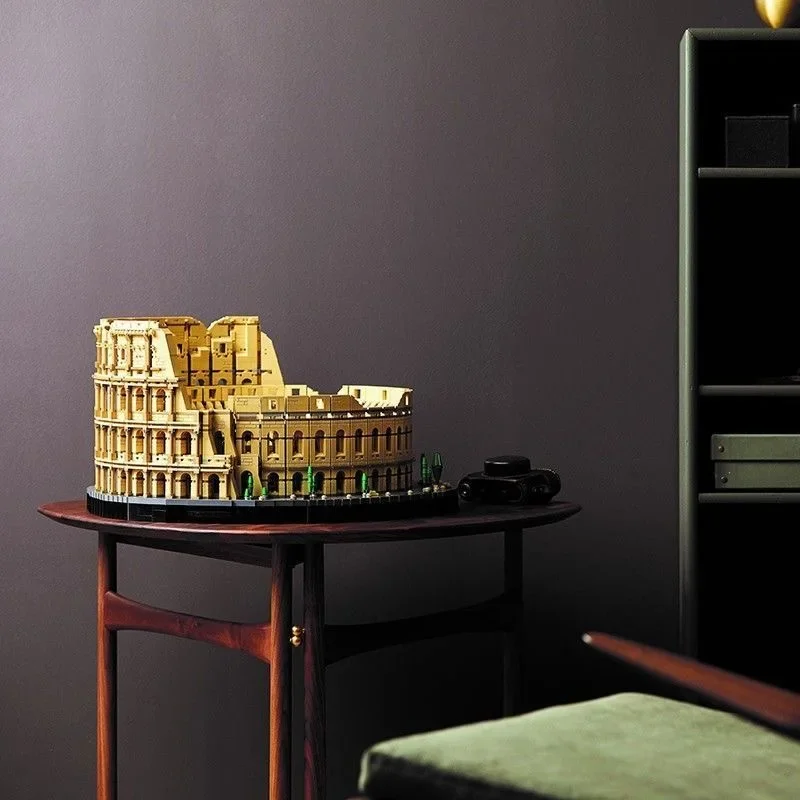 

The sword and shield of a gladiator are the struggle for survival and the defense of dignity.9036Pcs