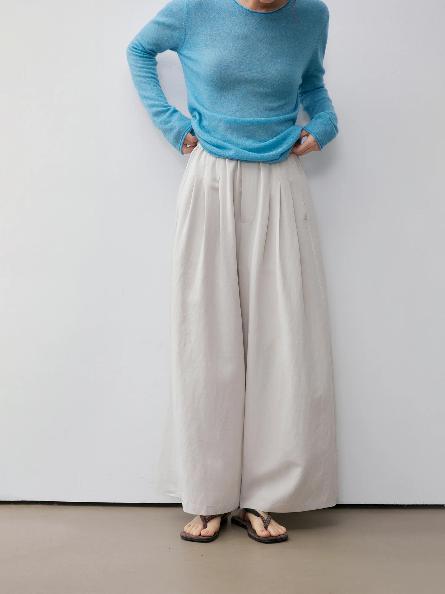 

High Waist Wide Leg Pants Elastic Waist Loose Fit Casual Fabric White A-Line Pants Comfortable Spring Ladies Trousers