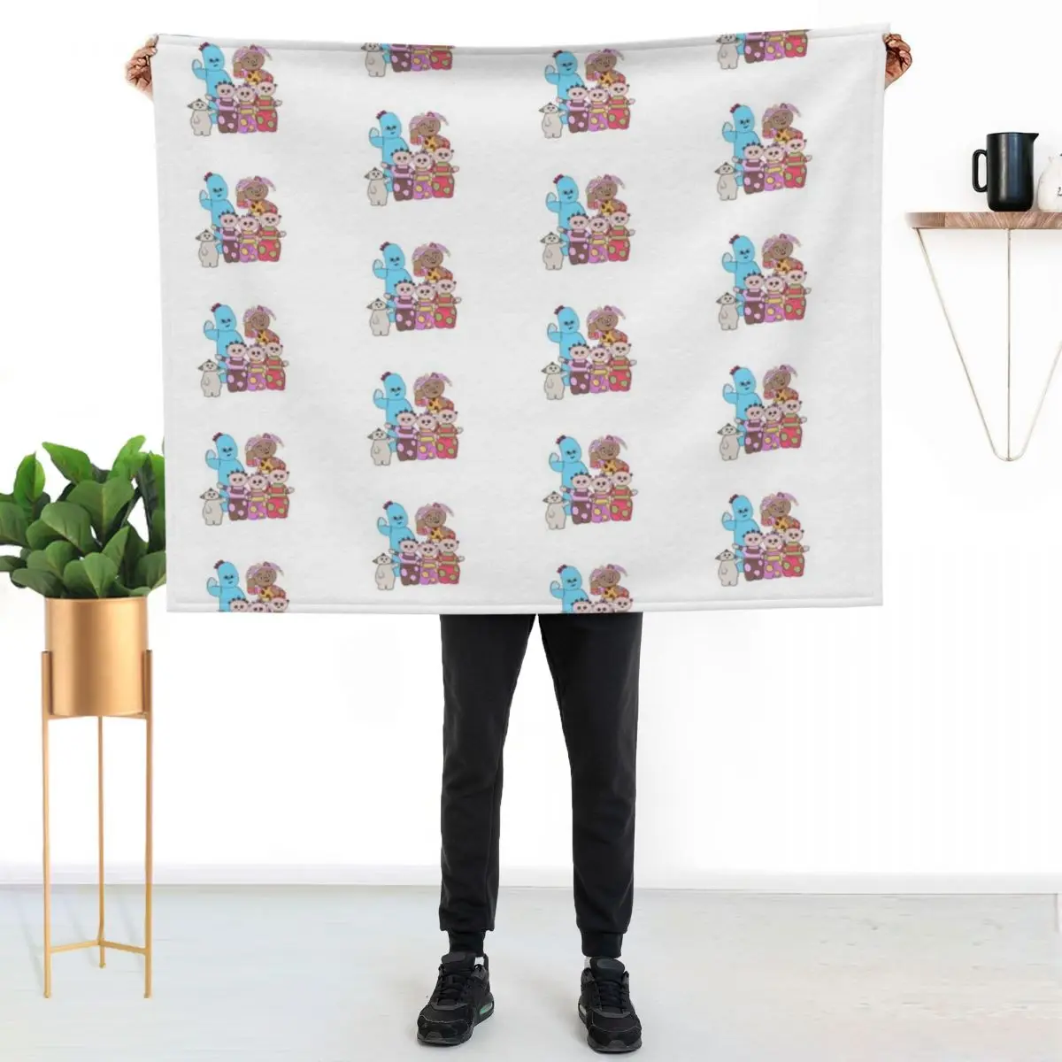 

Iggle piggle , upsy daisy, Makka Pakka Throw Blanket Ultra Soft Flannel Fleece Blanket for All Seasons