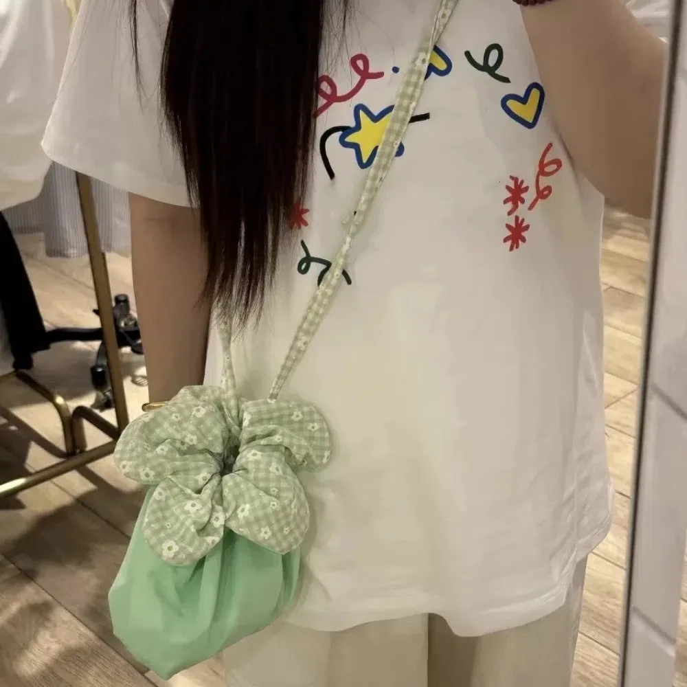 

Literary Plaid Flower Drawstring Bag Cute Cloth Small Crossbody Bag Portable Bundle Pocket ins Shoulder Bag Student
