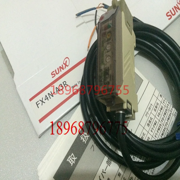 

999 Япония SUNX FX4N-A3R Волоконный усилитель Волоконный датчик