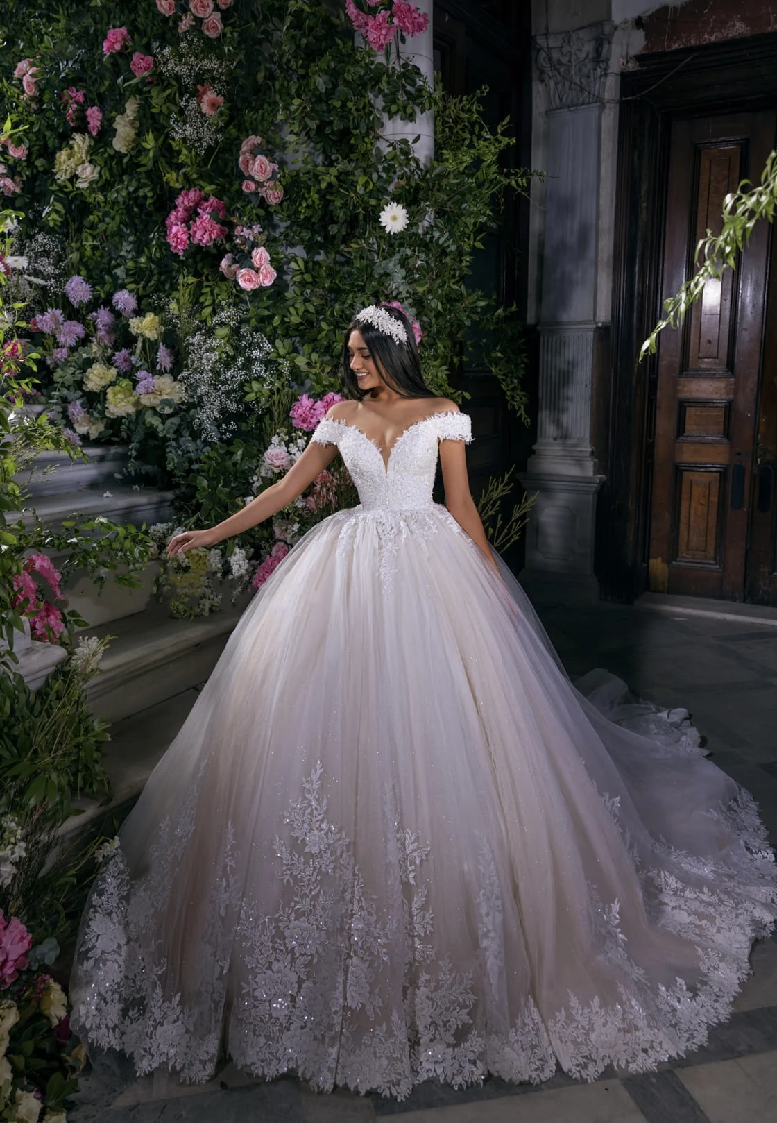 Suknie ślubne z odkrytymi ramionami na zamówienie, haftowane koronką i koralikami, suknie balowe dla panny młodej, luksusowe suknie ślubne damskie na przyjęcie weselne 2026