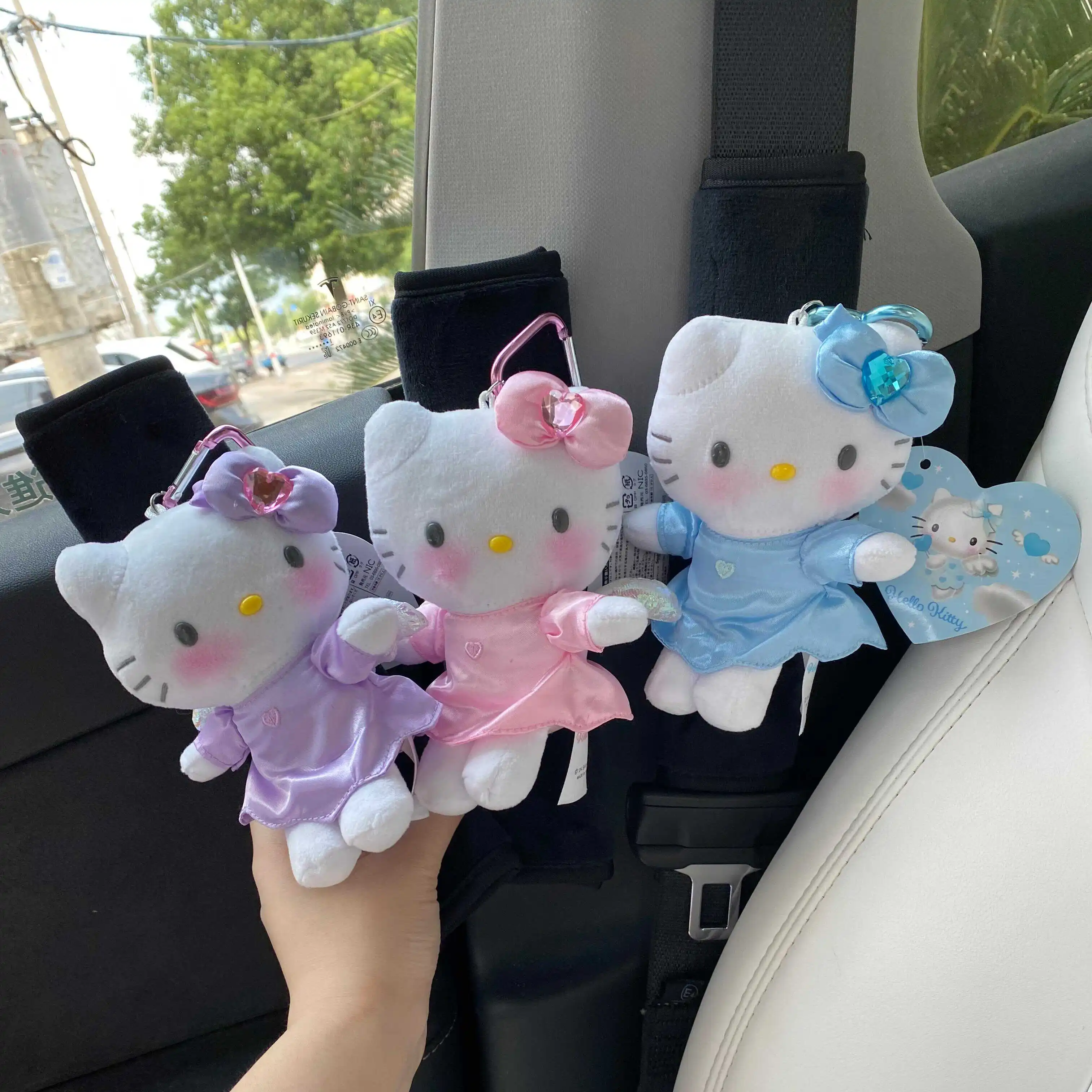 

Hello Kitty Melody Car Seat Belt Shoulder Cover Decompression Comfort Car Accessories Safety Belt Protective Cover