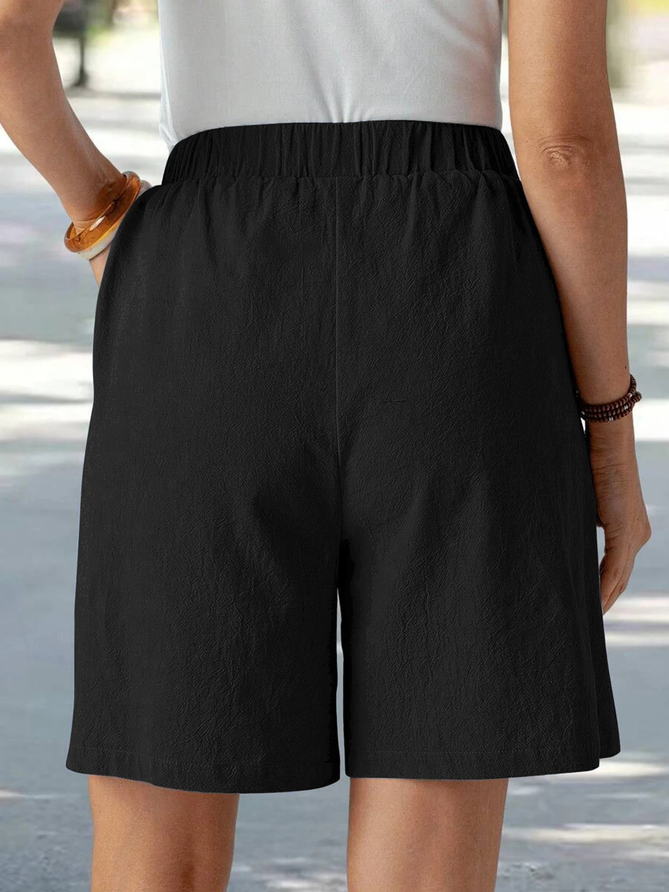 Summer Ladies Casual Loose Pocket Buttoned Linen Shorts Comfortable Breathable Loose Fit Short Pants for Women