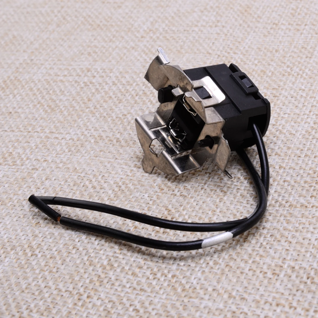 2pcs Light Bulb Base Holder Socket Wire Adapter H7 Halogen Lamp Harness Wiring Connector Car New