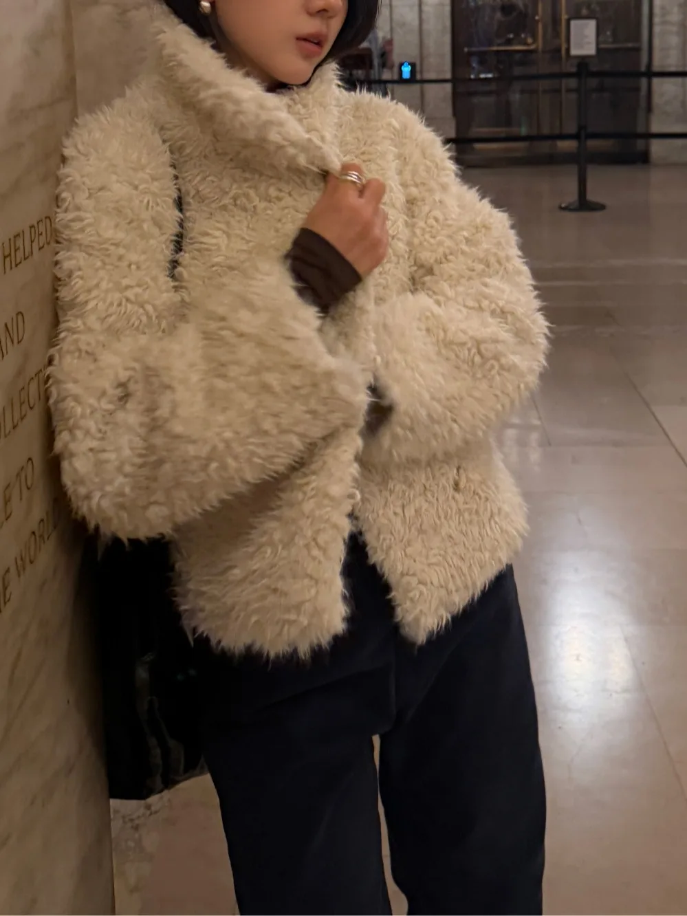 Donna retrò autunno inverno PU cotone Jaet pelliccia di agnello rifinita calore giunture design versatile pelliccia finta per tutte le età