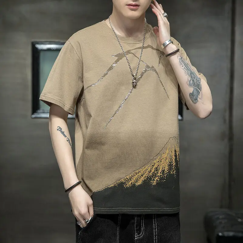 

2024 New Minimalist and Trendy Versatile Summer Round Neck Printed Men's T-shirt Fashion Casual Short Sleeved Loose Cotton Tops