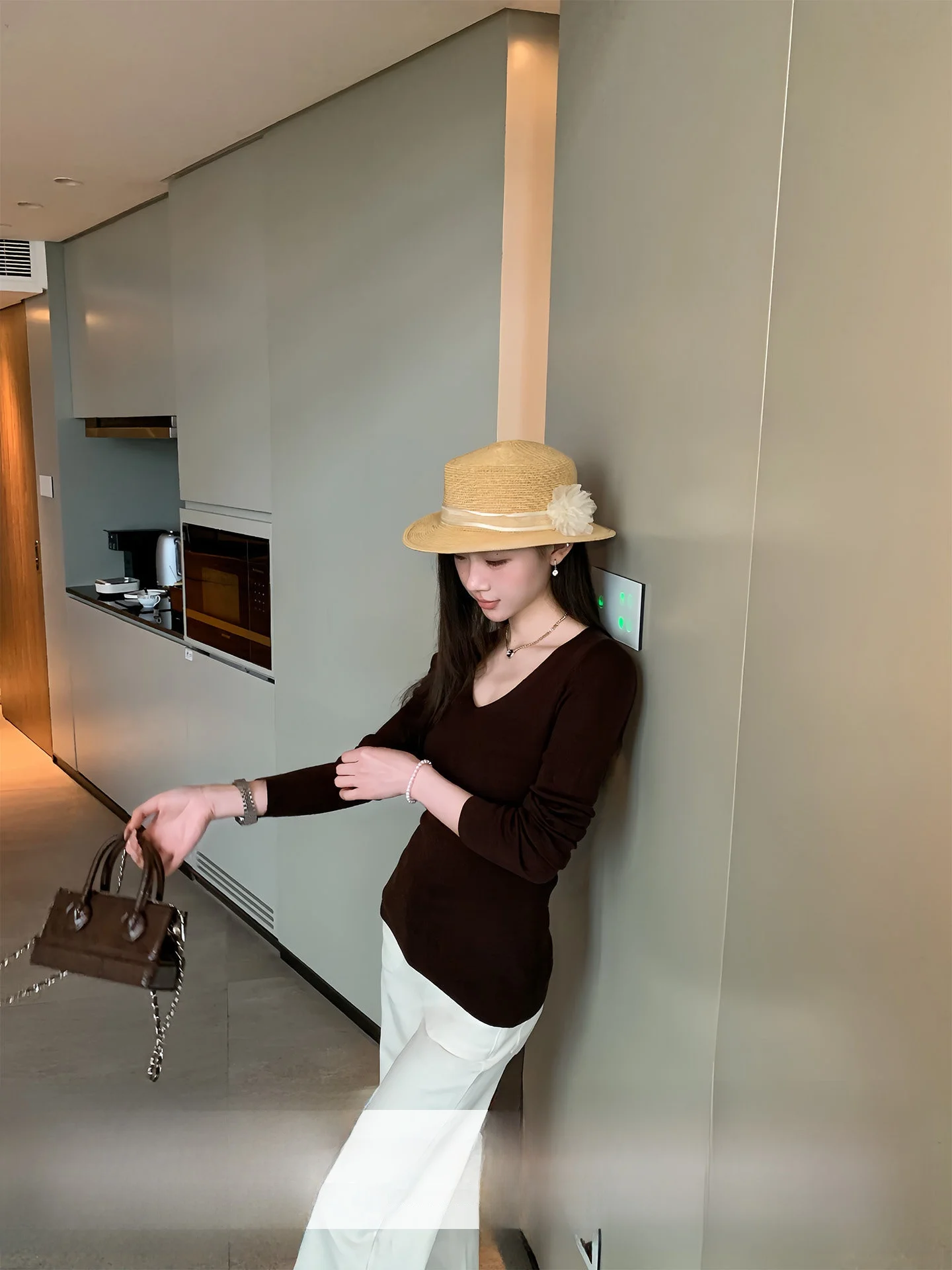 

Корейский вязаный свитер с V-образным вырезом для женщин, облегающий, базовый, цвета оранжевого дерева, коллекция Spring Pure Desire