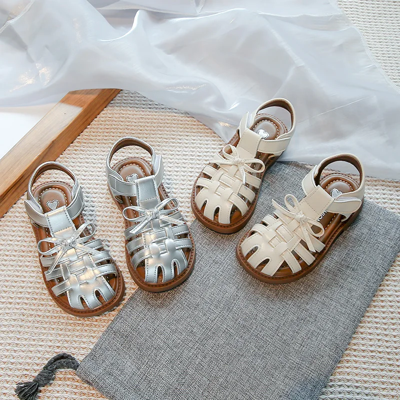 Girls Roman Sandals 2026Summer New Style Simple Children's Lightweight Shoe Casual Girls Non Slip Tourist Beach Student Sandals